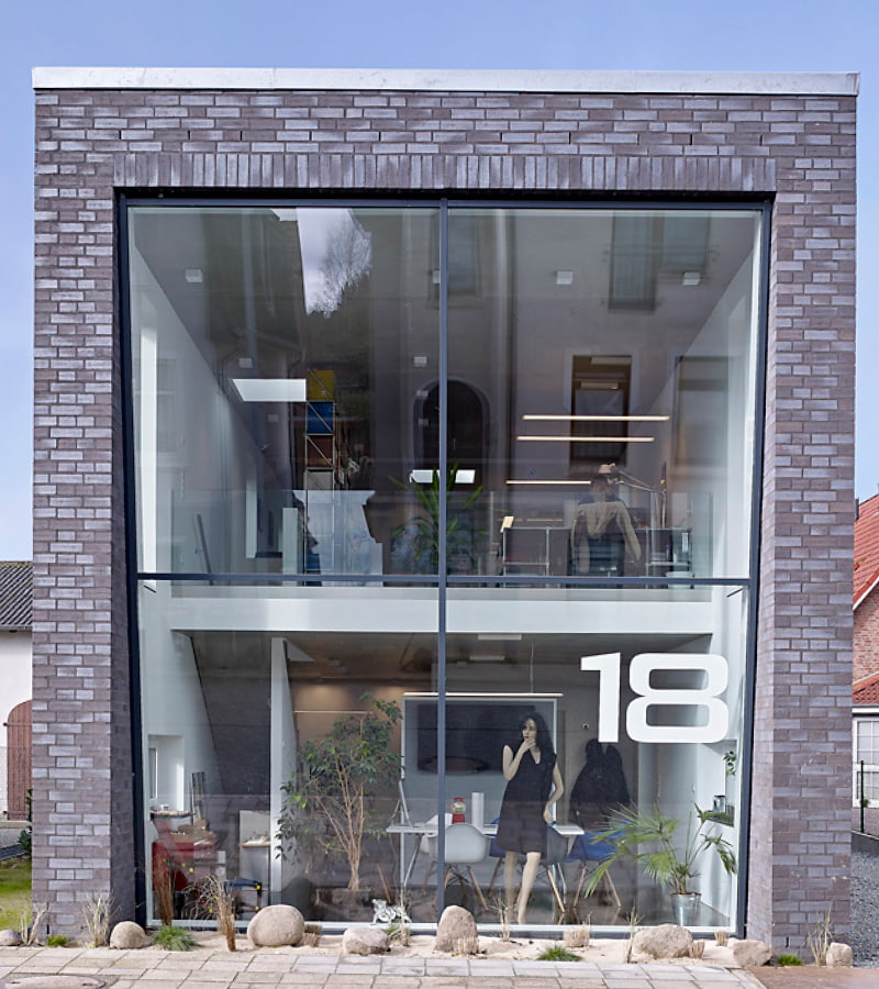 Büro Frontansicht Büro Frontansicht
